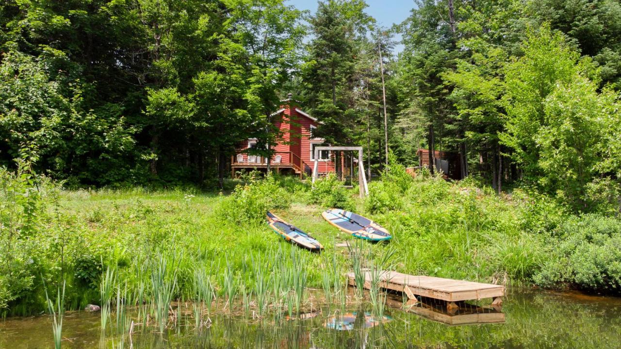 Les Chalets Tourisma - Chalet Dans Les Bois Avec Lac Prive - Le Colibri Saint-Raymond Bagian luar foto